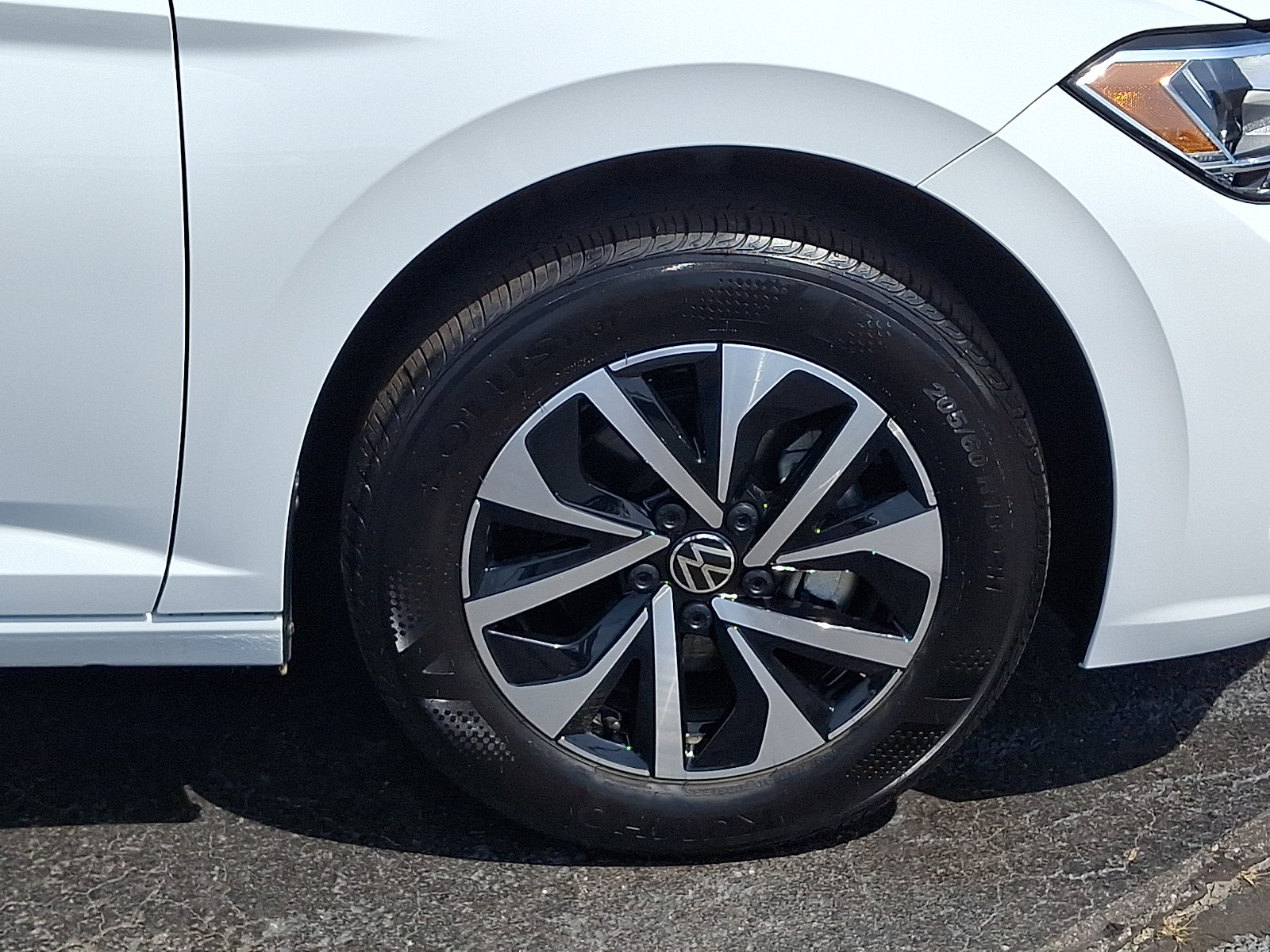 Certified 2024 Volkswagen Jetta S FWD image 8