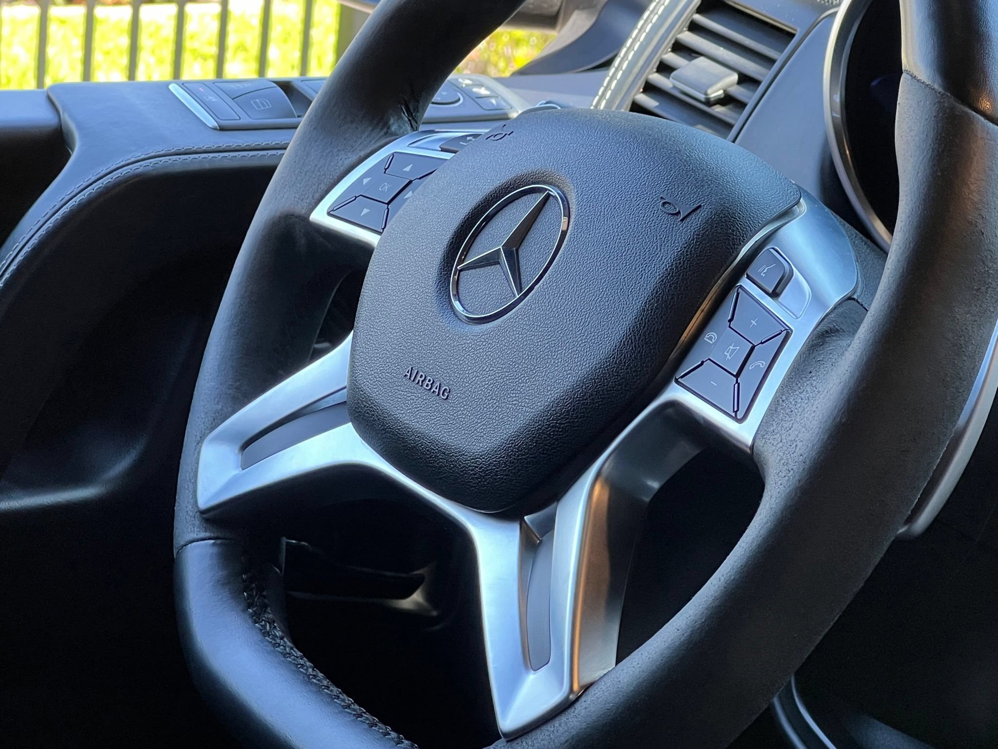 Used 2018 Mercedes-Benz G 550 Squared image 27