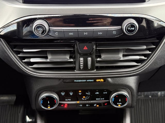 Certified 2024 Ford Escape Active AWD/4WD image 11