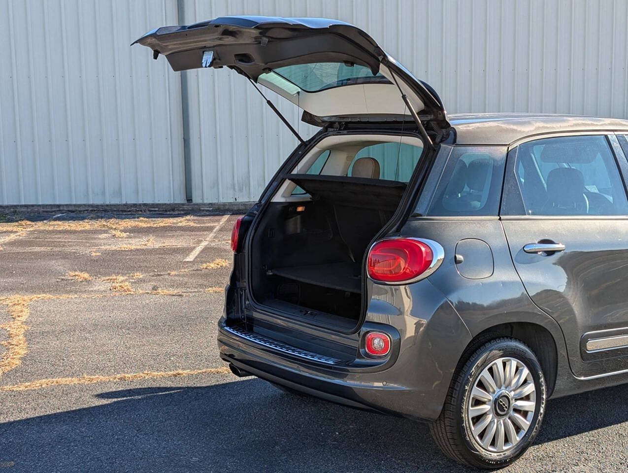 Used 2015 FIAT 500L Lounge FWD image 30