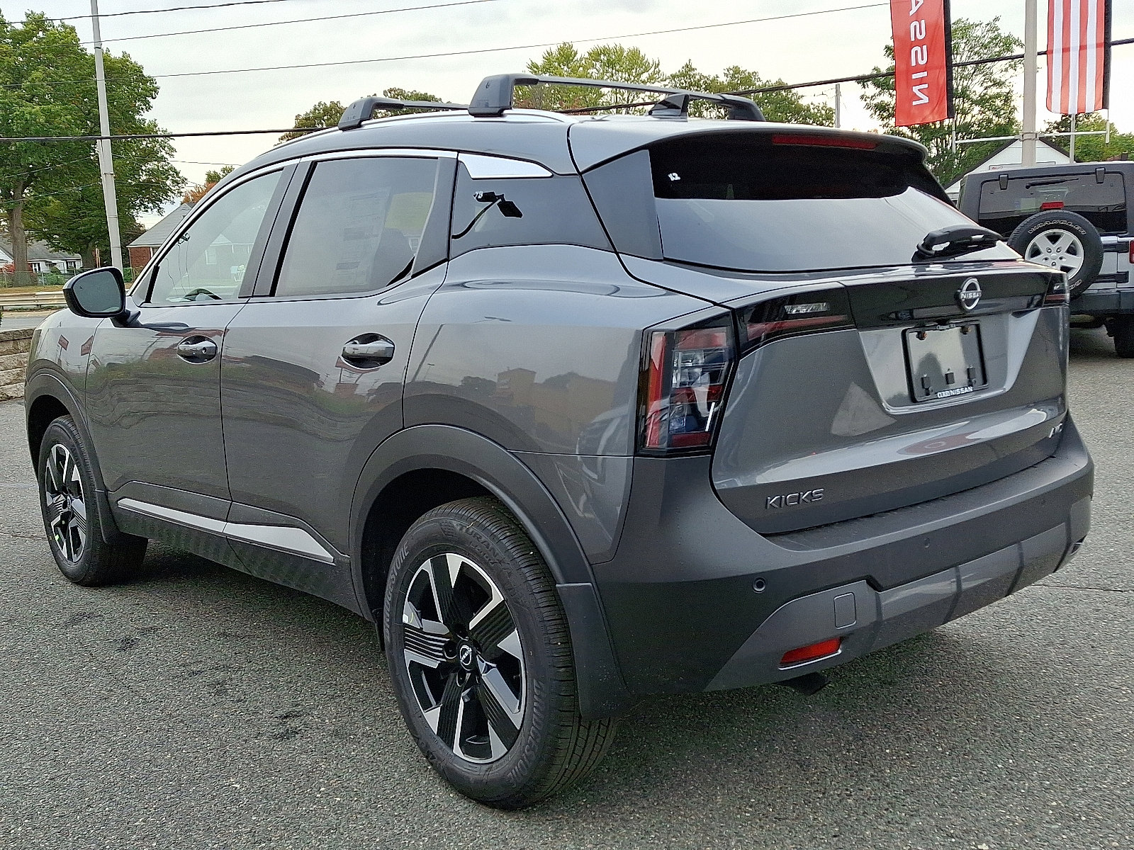 New 2026 Nissan Kicks SV w/ SV Premium Package image 3