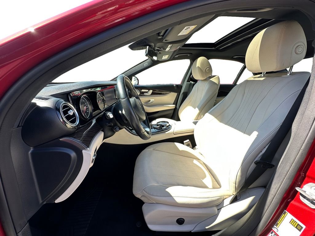Used 2017 Mercedes-Benz E 300 image 9