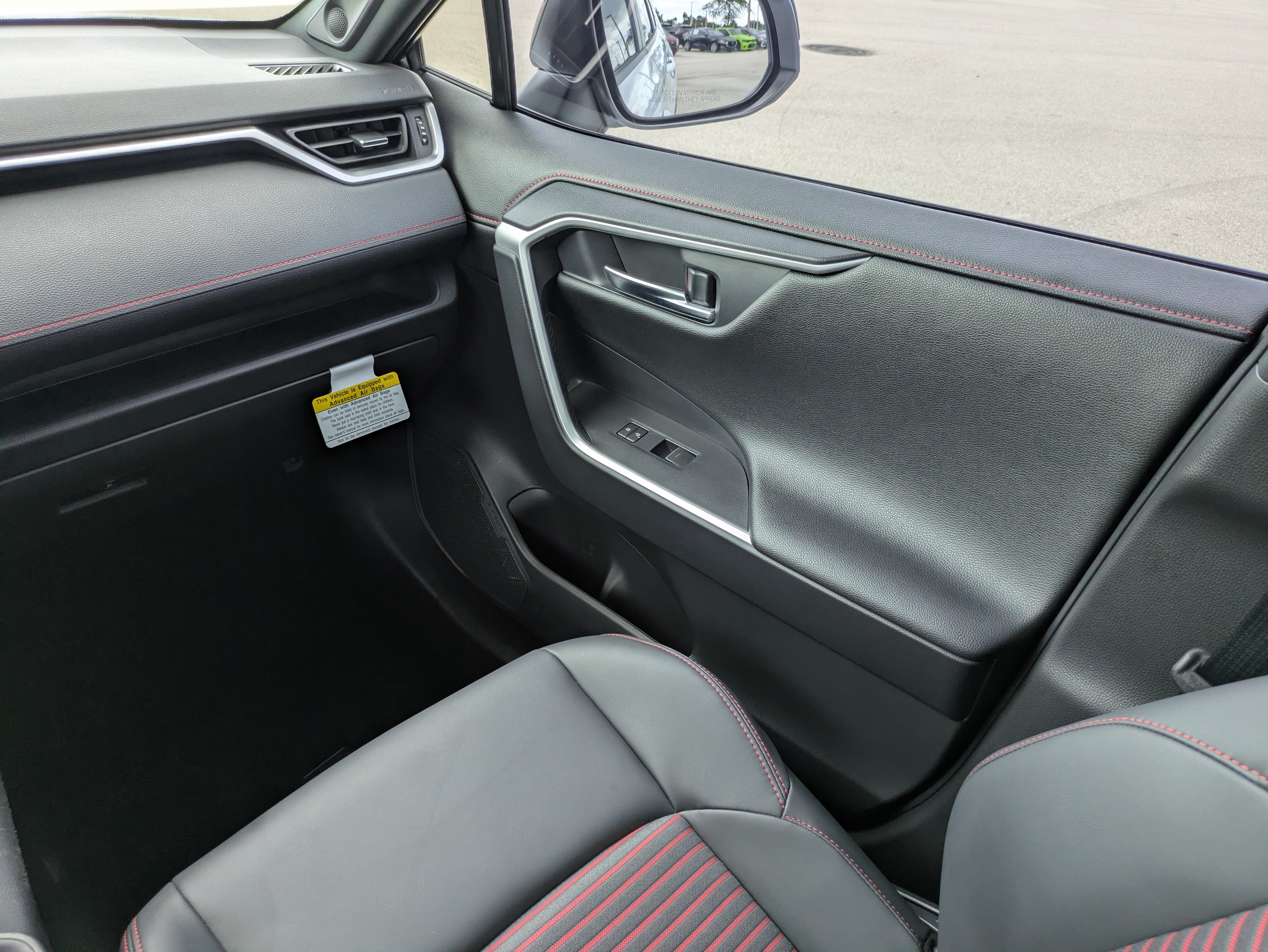 Used 2024 Toyota RAV4 XSE w/ Weather Package AWD/4WD image 17