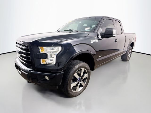 Used 2017 Ford F150 XLT w/ Equipment Group 302A Luxury image 3