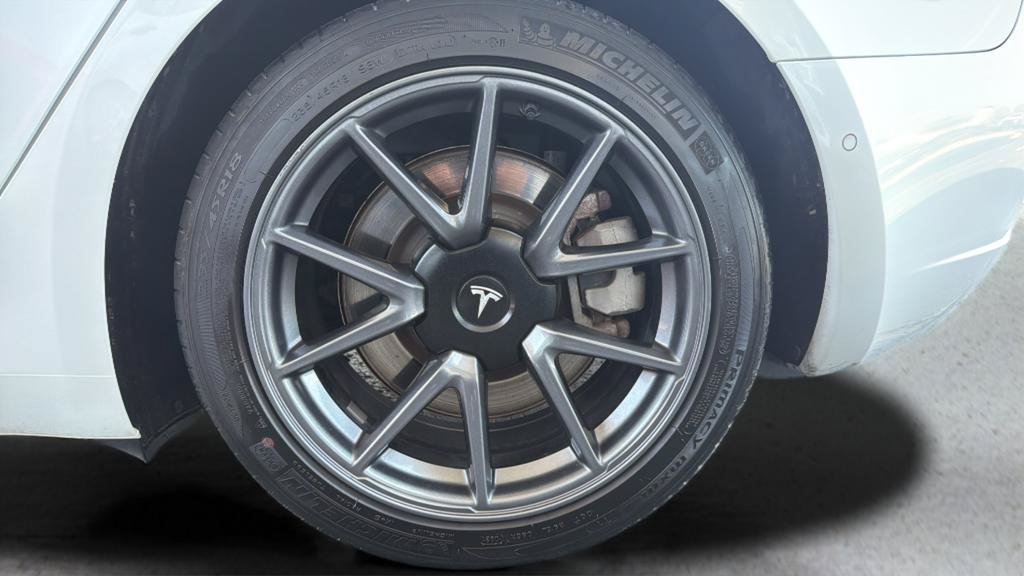 Used 2021 Tesla Model 3 Standard Range Plus RWD image 24