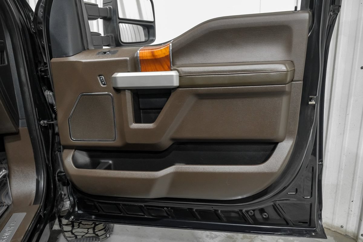 Used 2022 Ford F250 King Ranch w/ King Ranch Ultimate Package AWD/4WD image 45