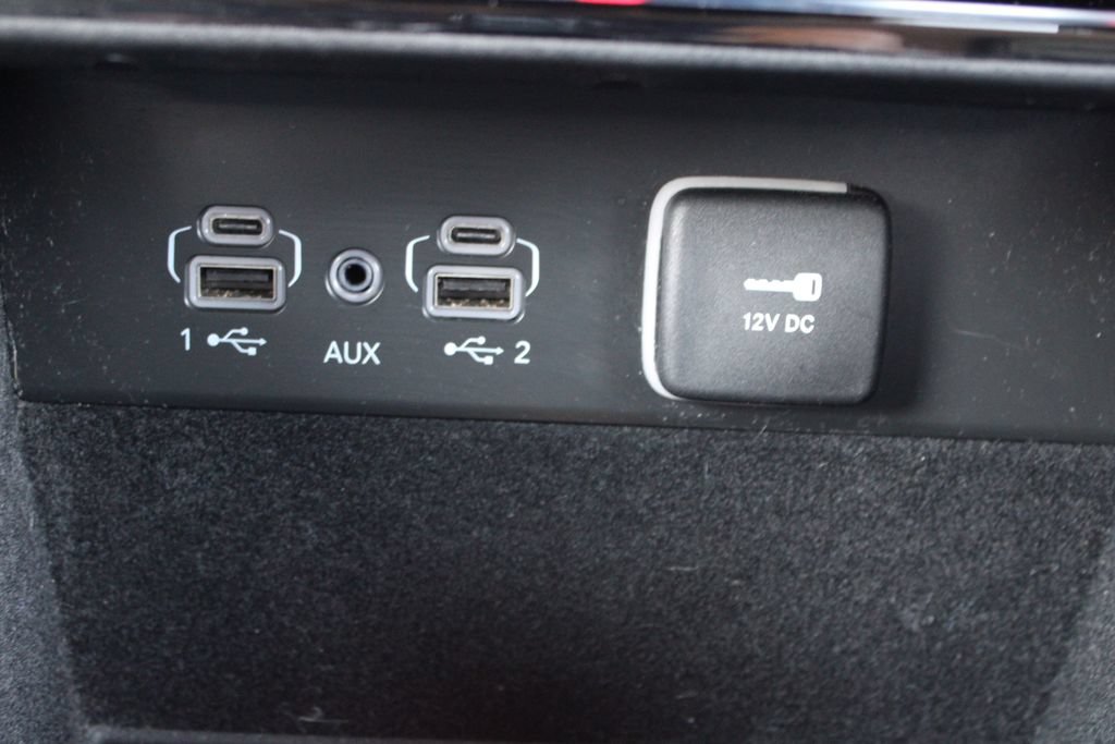 Used 2022 Jeep Grand Cherokee L Limited AWD/4WD image 31
