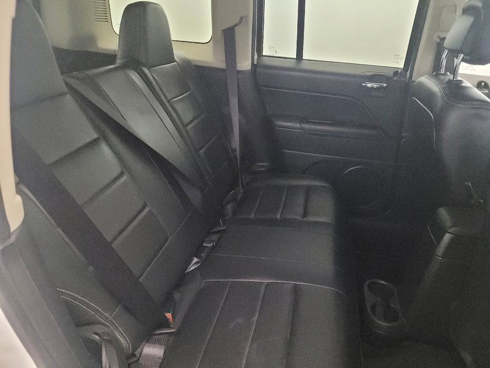 Used 2017 Jeep Patriot High Altitude AWD/4WD image 19