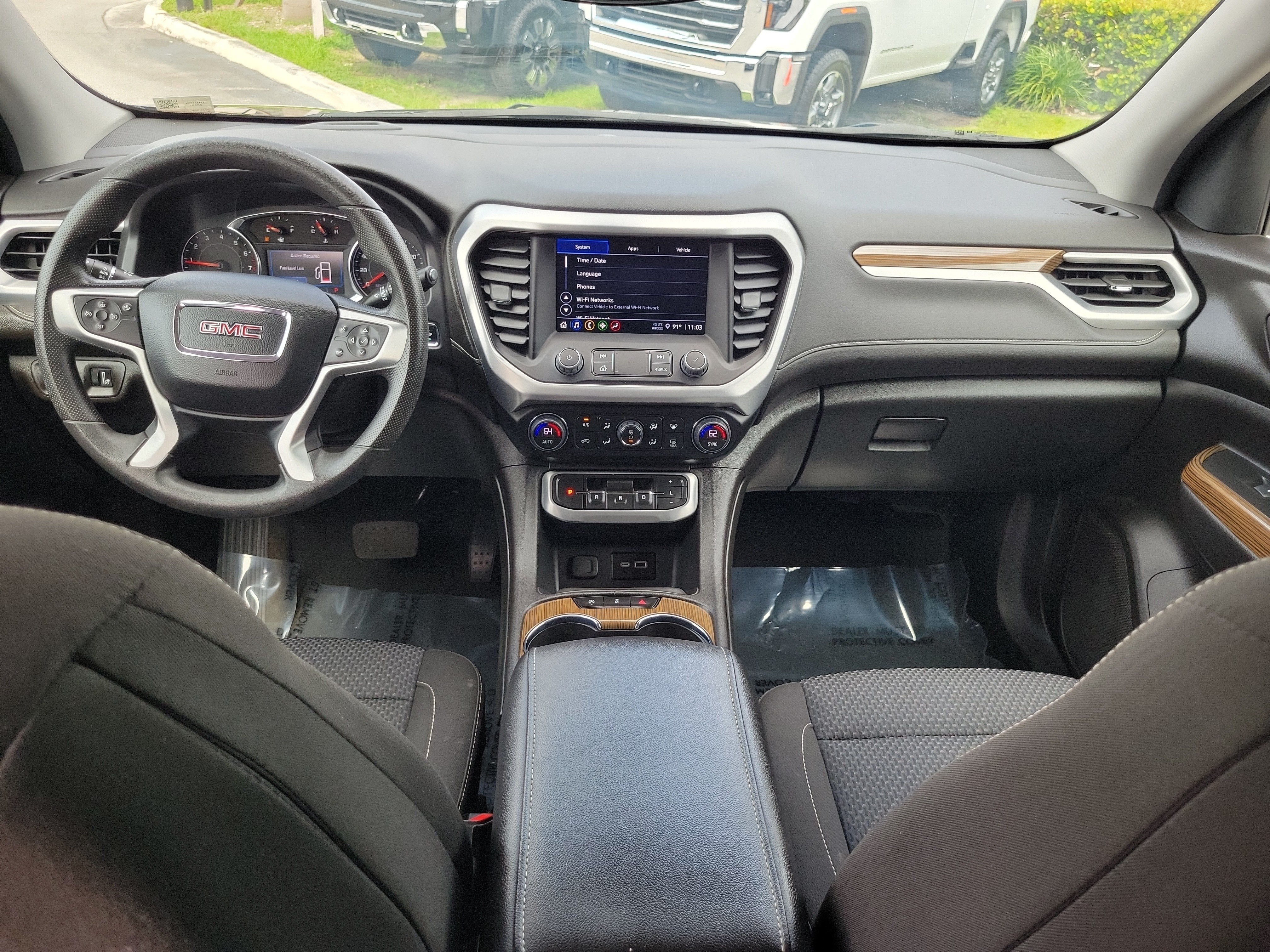 Used 2023 GMC Acadia SLE w/ Driver Convenience Package FWD image 18