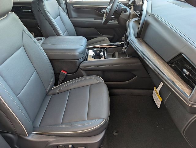 New 2026 Chevrolet Tahoe Premier w/ Sun And Tow Package RWD image 13