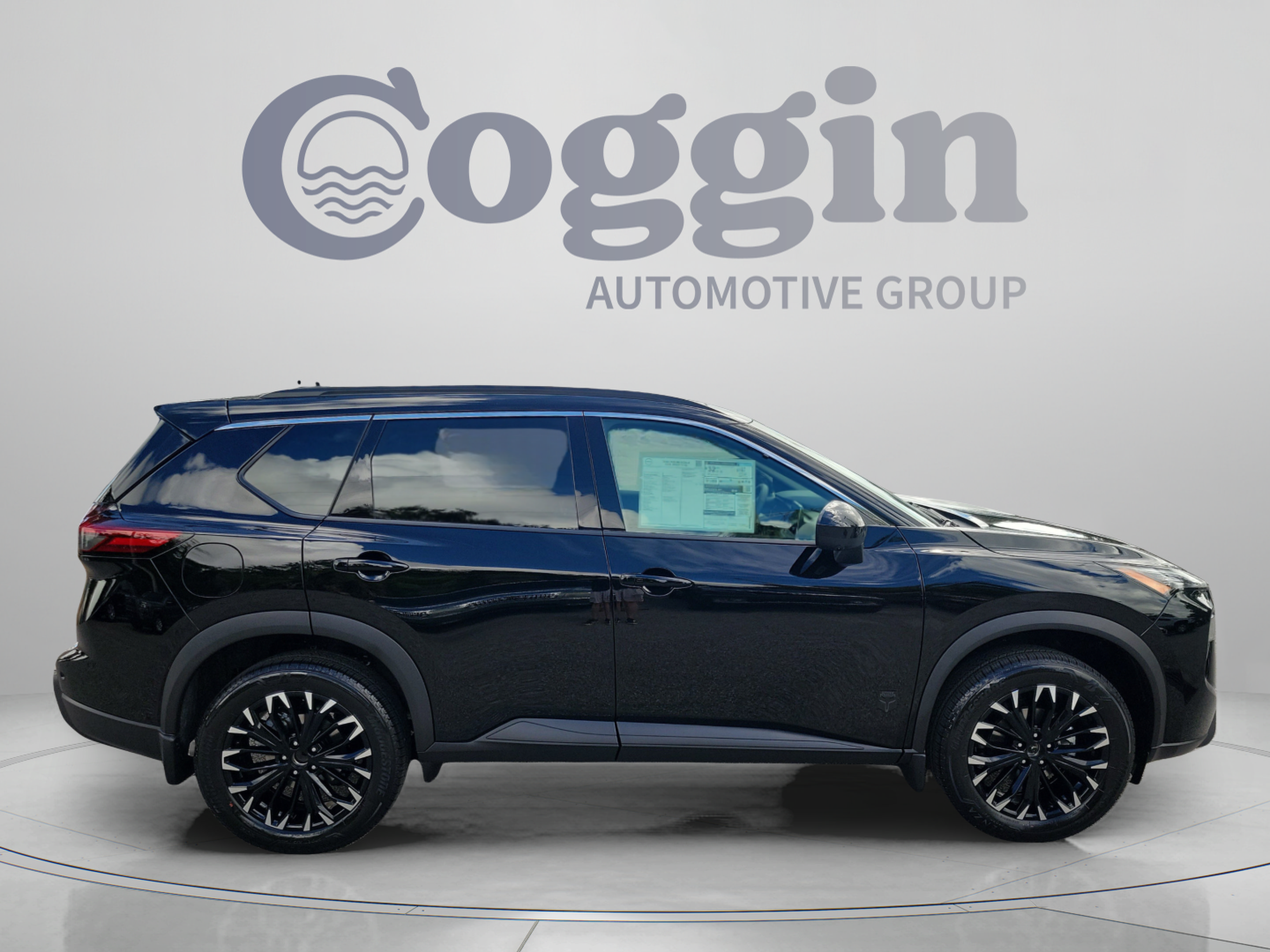 New 2026 Nissan Rogue Dark Armor FWD image 6