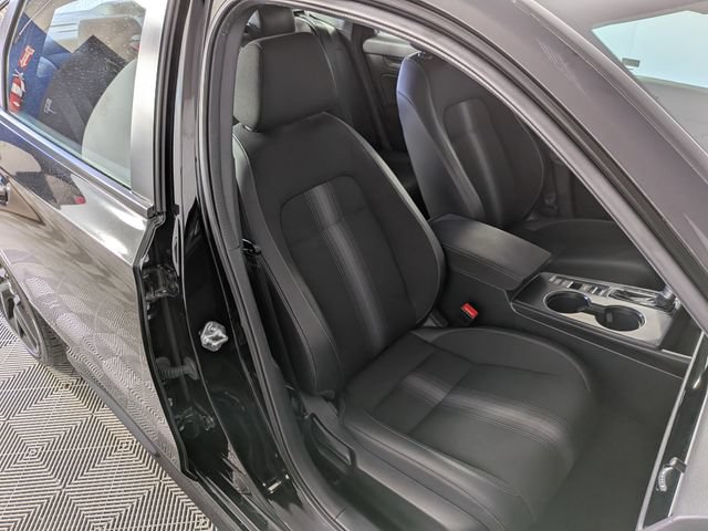 Certified 2025 Honda Civic Sport image 27