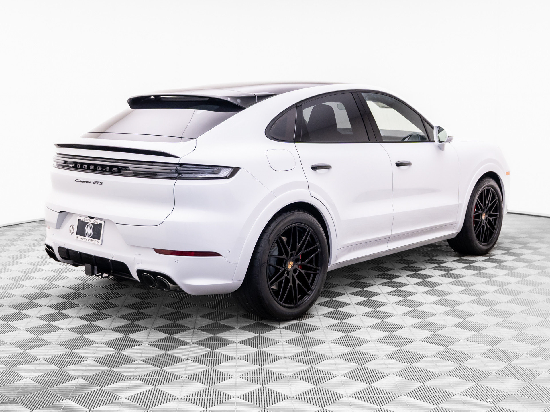 New 2026 Porsche Cayenne GTS AWD/4WD image 8