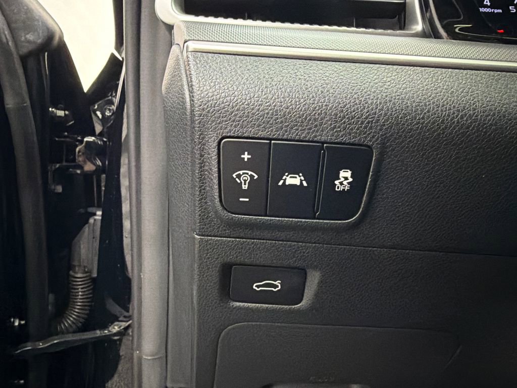 Used 2023 Kia K5 LXS image 30