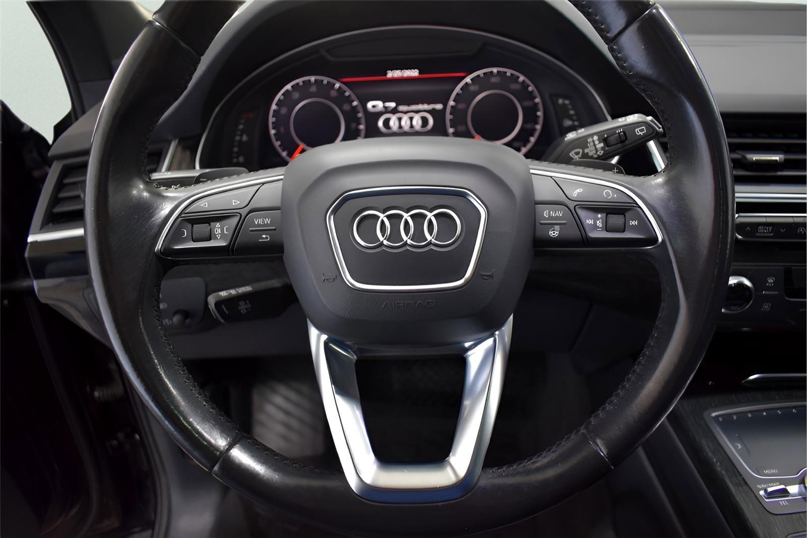 Used 2017 Audi Q7 3.0T Premium Plus image 9