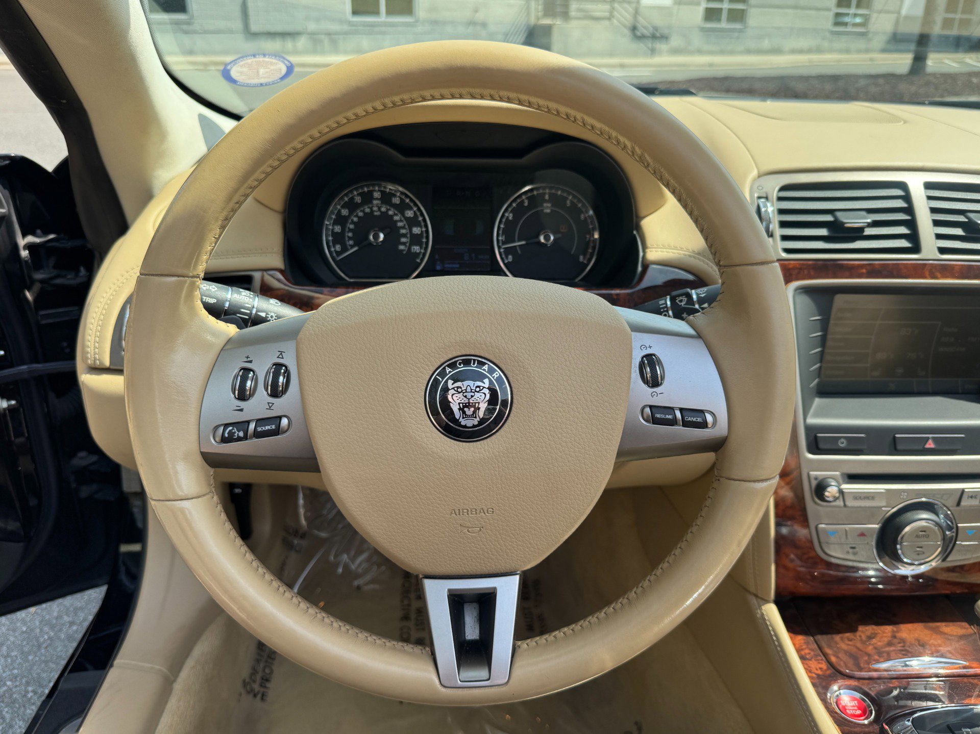 Used 2008 Jaguar XK Convertible image 34