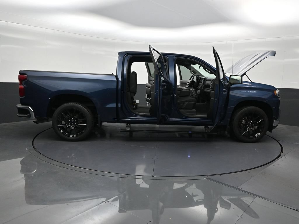 Used 2022 Chevrolet Silverado 1500 LT RWD image 32