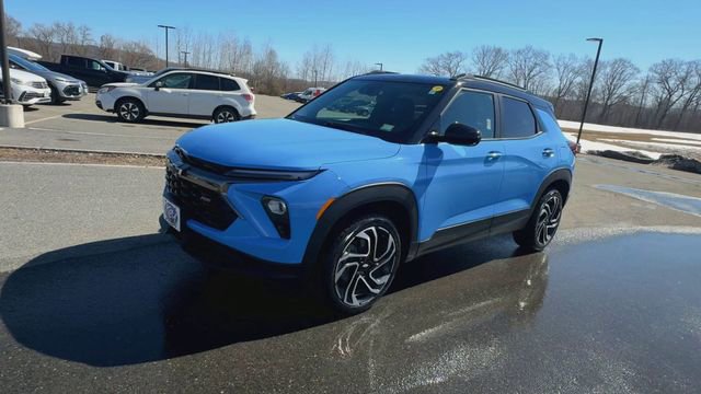 Used 2024 Chevrolet TrailBlazer RS w/ Driver Confidence Package AWD/4WD image 5