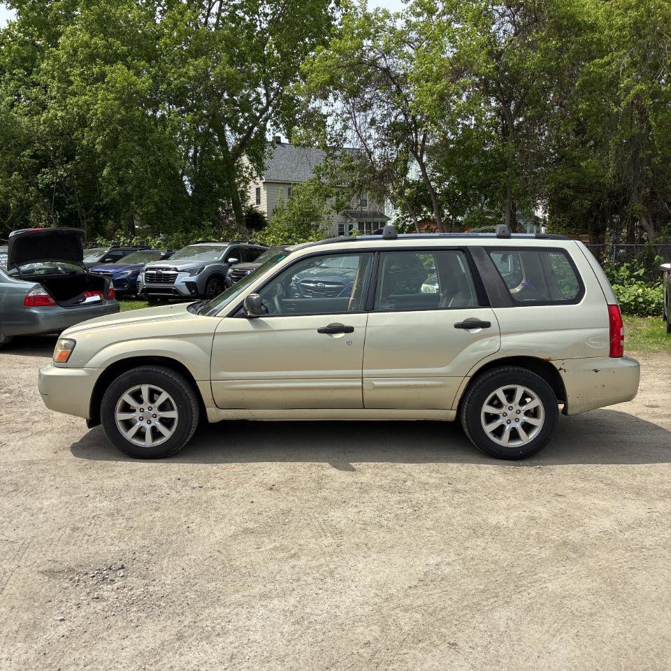 Used 2005 Subaru Forester 2.5XS AWD/4WD image 2