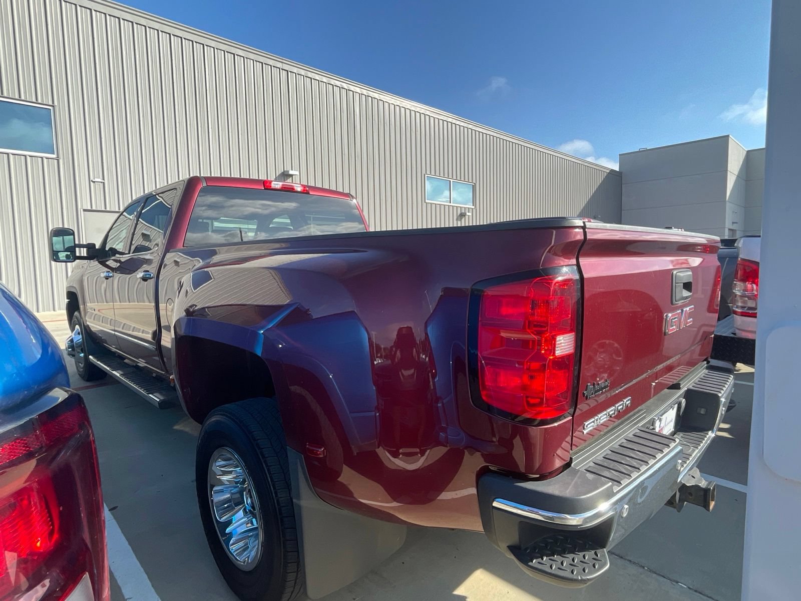 Used 2015 GMC Sierra 3500 SLT AWD/4WD image 6