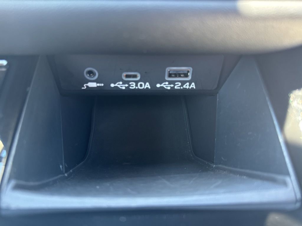 Used 2024 Subaru Legacy Limited image 27