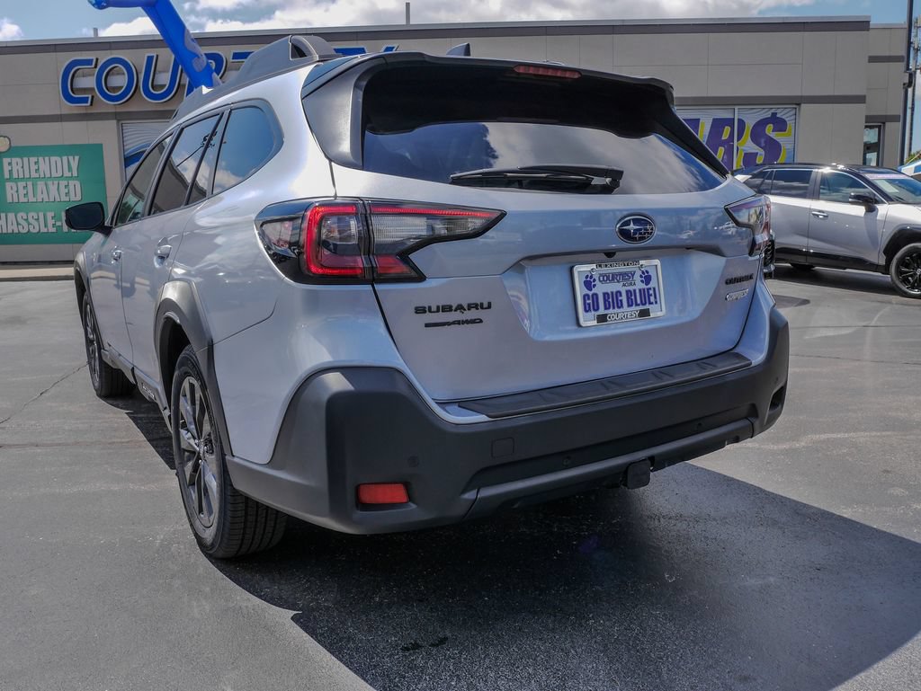 Used 2024 Subaru Outback Onyx Edition AWD/4WD image 7