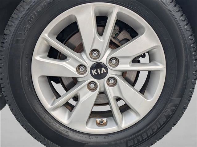 Used 2016 Kia Optima LX image 23