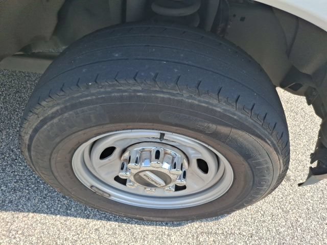 Used 2017 Ford F250 XL w/ Power Equipment Group RWD image 14