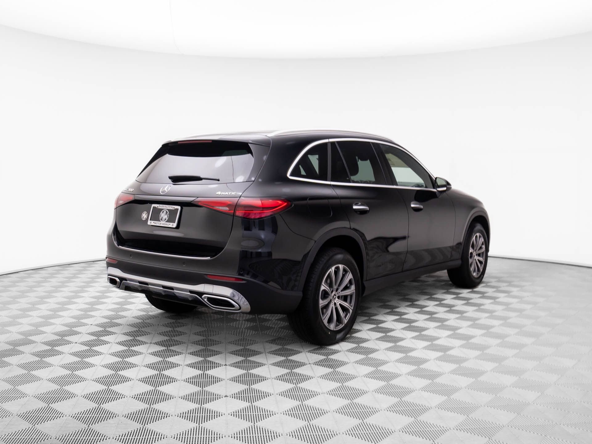 New 2025 Mercedes-Benz GLC 300 4MATIC image 5