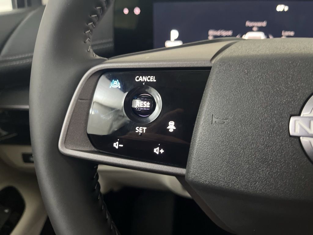 Used 2025 Nissan Murano SV image 58