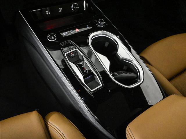 New 2026 Audi A6 Premium Plus AWD/4WD image 12
