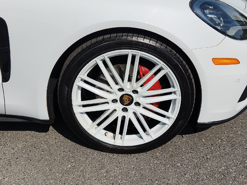 Used 2019 Porsche Panamera 4 AWD/4WD image 8