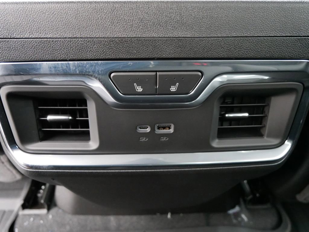 New 2026 Chevrolet Silverado 1500 LTZ image 18