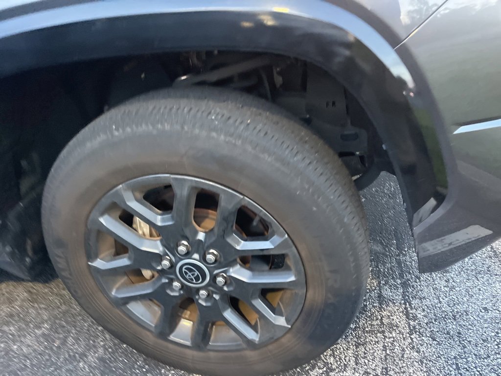 Used 2023 Toyota Tundra Platinum image 12