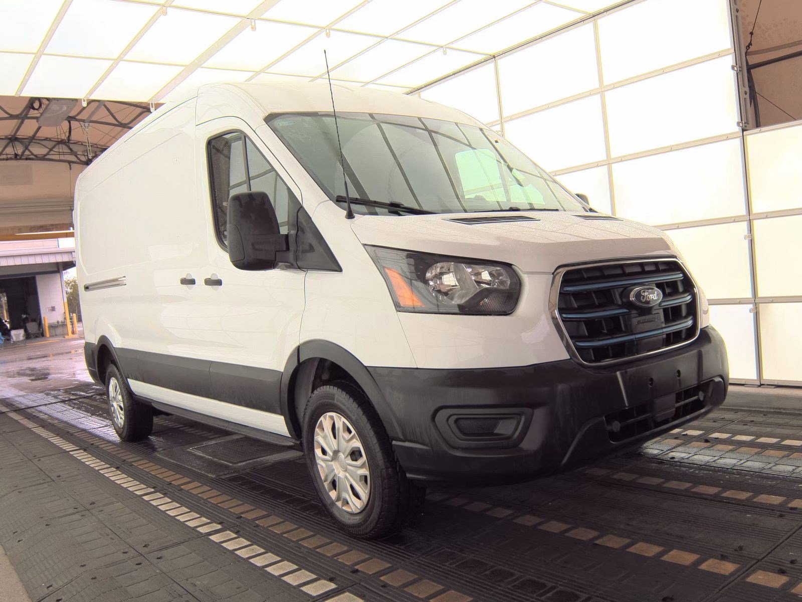 Used 2023 Ford E-Transit Medium Roof w/ Load Area Protection Package image 4