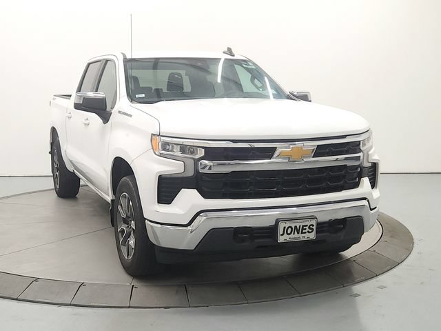 Used 2023 Chevrolet Silverado 1500 LT AWD/4WD image 3