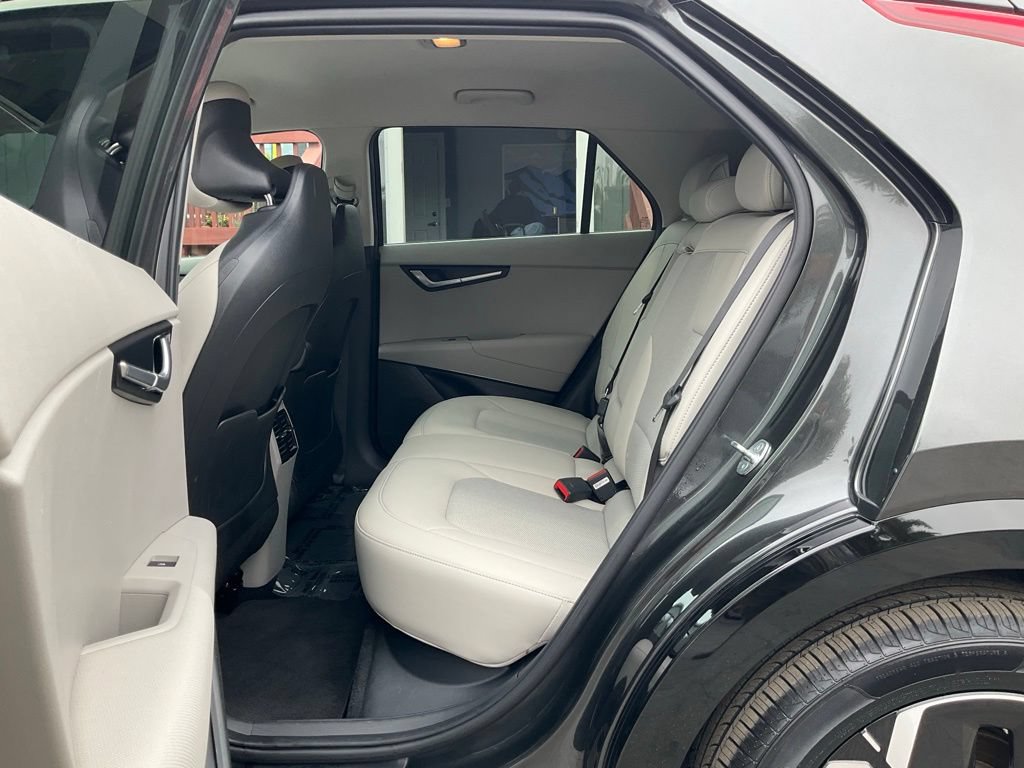 Used 2023 Kia Niro Wind FWD image 8