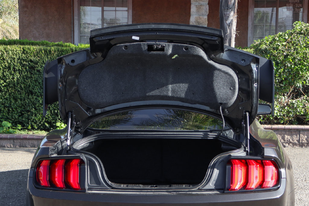 Used 2021 Ford Mustang GT Premium w/ Black Accent Package RWD image 8