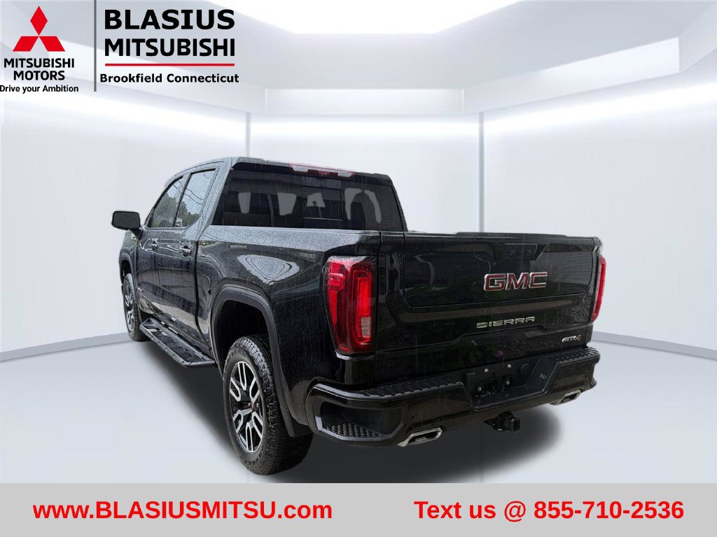Used 2023 GMC Sierra 1500 AT4 w/ AT4 Premium Package AWD/4WD image 10