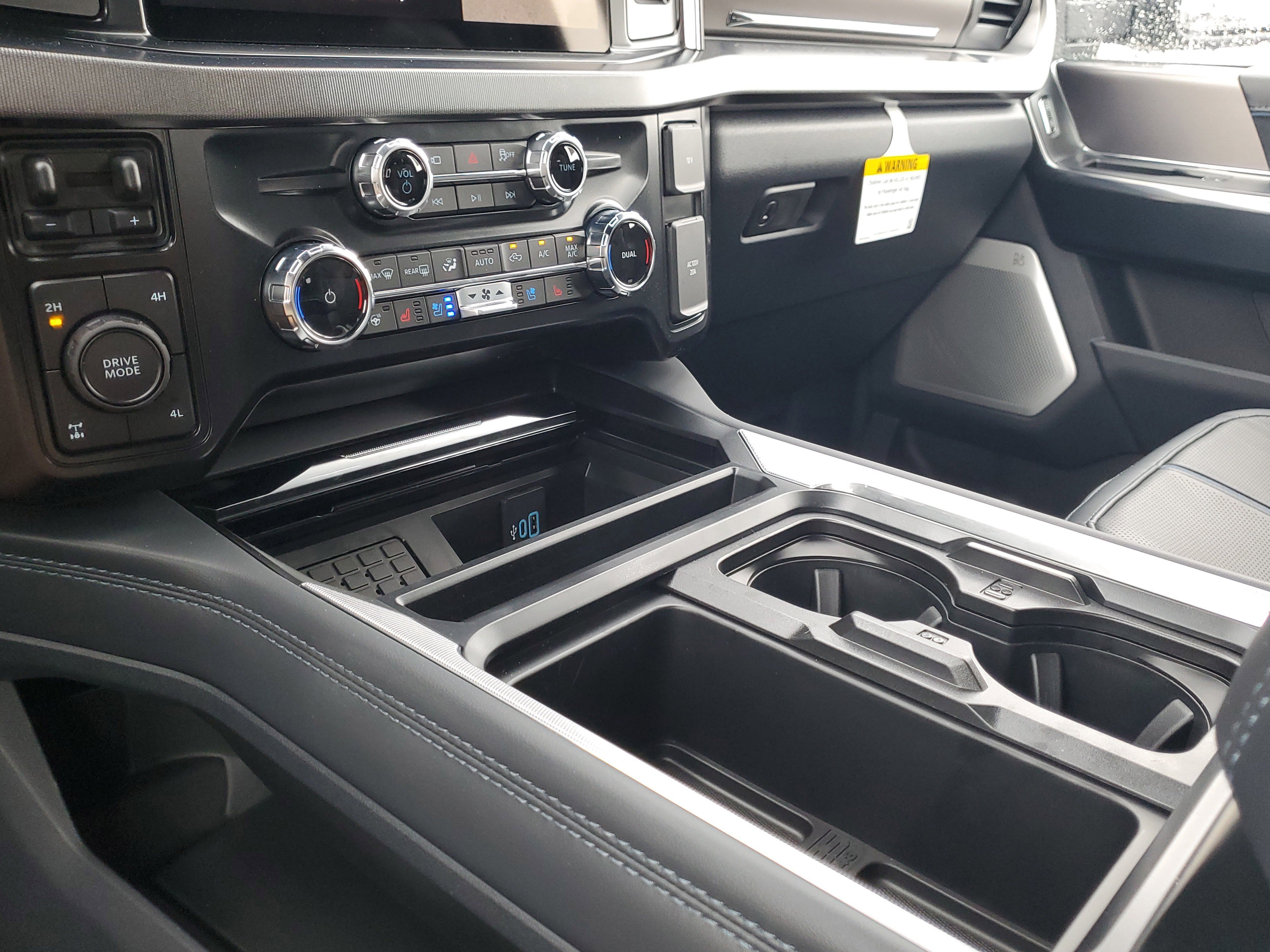 New 2026 Ford F350 Platinum w/ FX4 Off-Road Package image 20