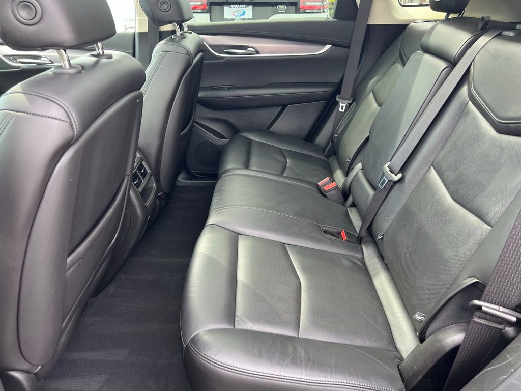 Used 2019 Cadillac XT5 Luxury image 16
