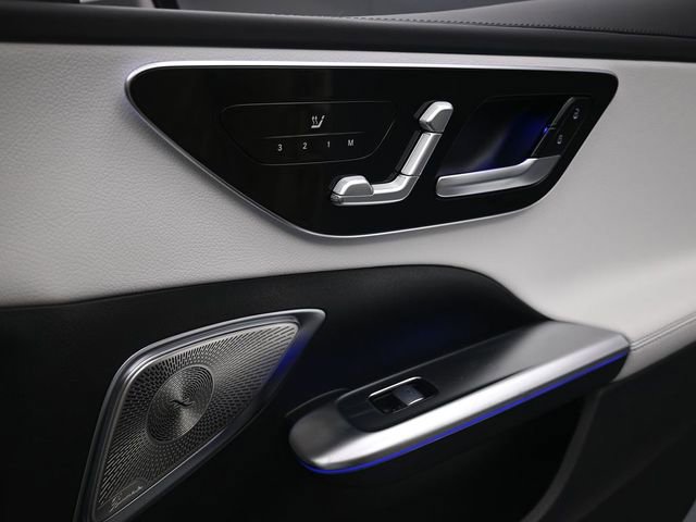 New 2025 Mercedes-Benz C 300 Sedan image 30