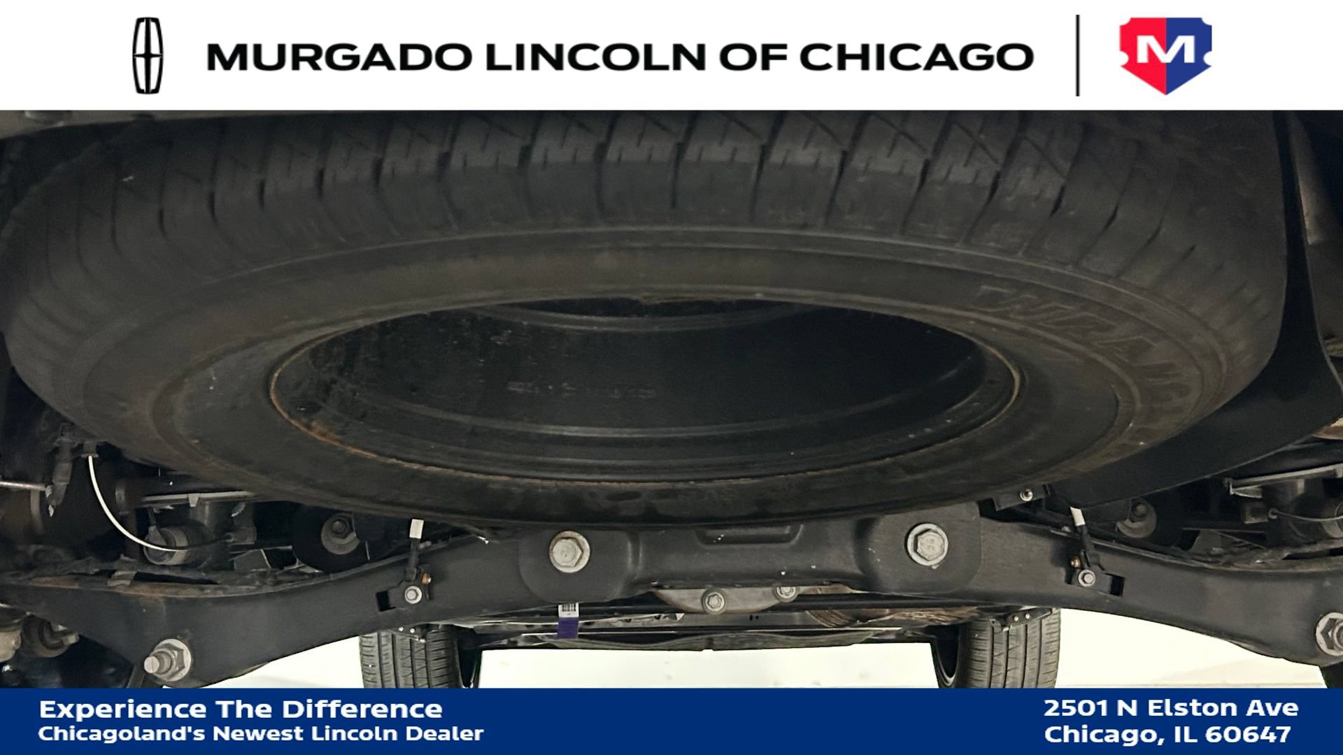 Certified 2024 Lincoln Navigator Reserve AWD/4WD image 30