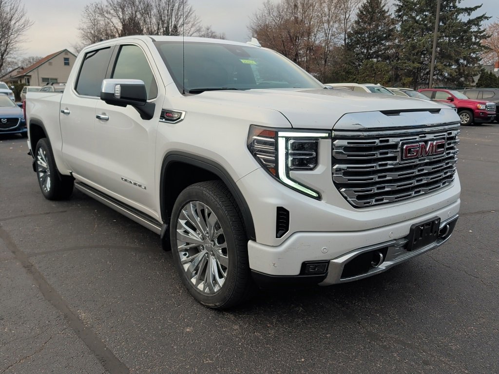 Certified 2023 GMC Sierra 1500 Denali w/ Denali Reserve Package image 4
