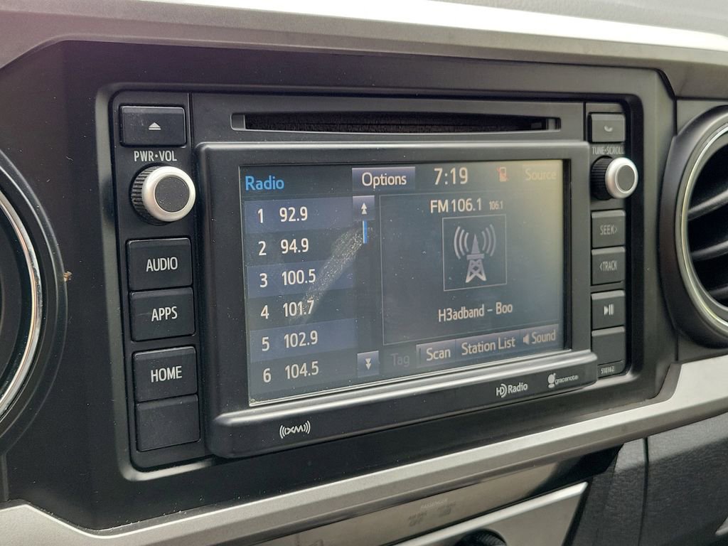 Used 2017 Toyota Tacoma SR5 image 24