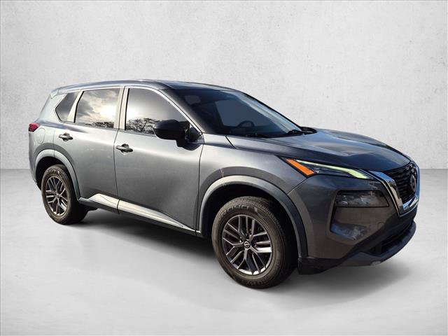 Used 2023 Nissan Rogue S AWD/4WD image 3