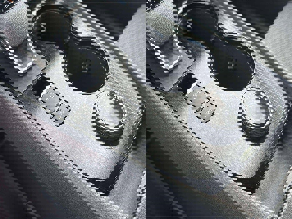 Certified 2023 Nissan Rogue SV image 31