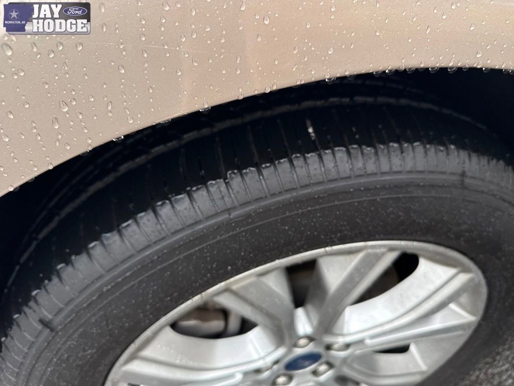 Used 2021 Ford Edge Titanium image 31