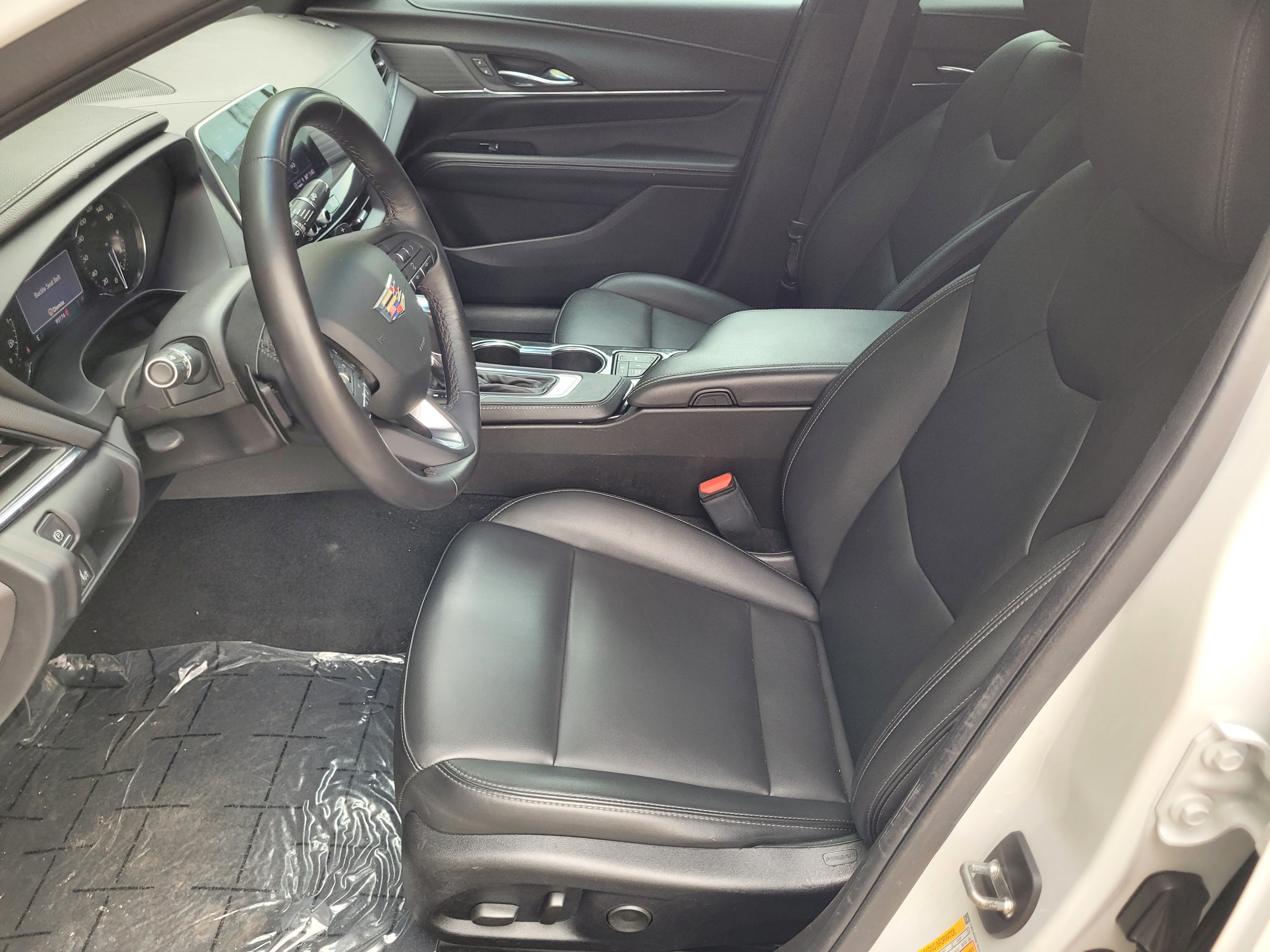 Used 2023 Cadillac CT4 Luxury w/ Cold Weather Package RWD image 23