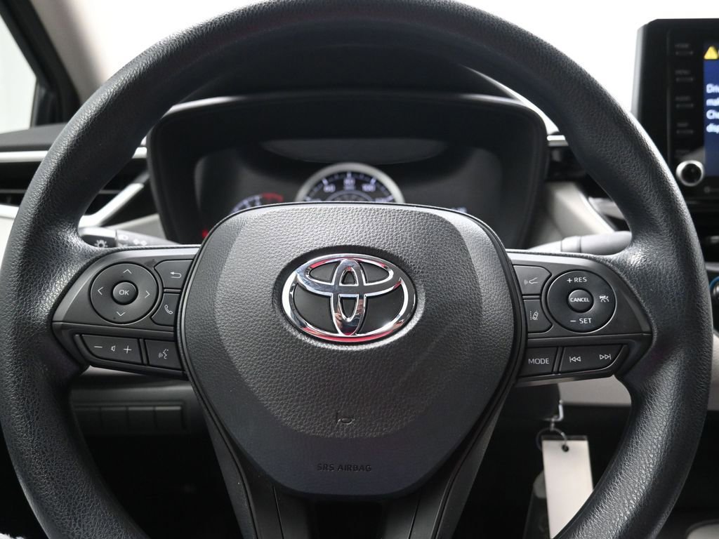 Used 2022 Toyota Corolla LE image 7